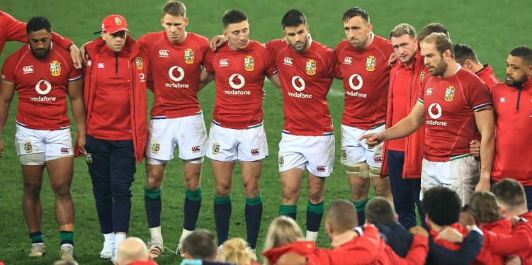 For plays, those on the field. For talking, we're here. For plays, those on the field. For talking, we're here.