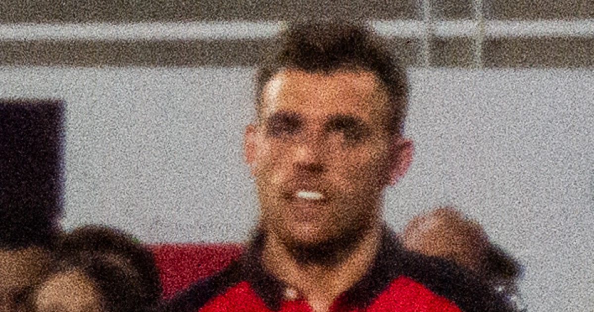 Ben White playing rugby union for RC Toulon