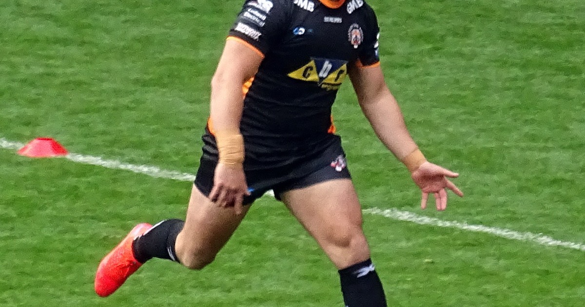Paul McShane playing for Castleford Tigers